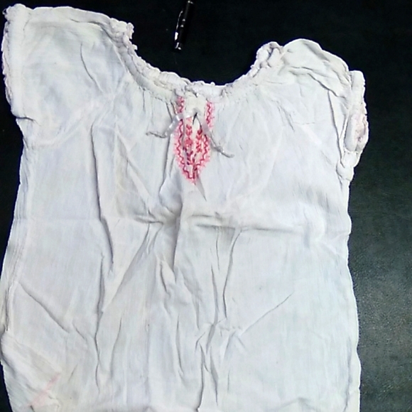 Girls 4T top - Picture 1 of 2